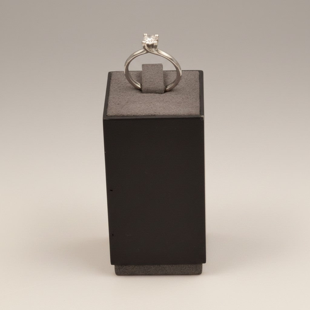 Anello solitario Giorgio Visconti in oro bianco 18KT e diamante centrale, 0.42ct - AB17341F