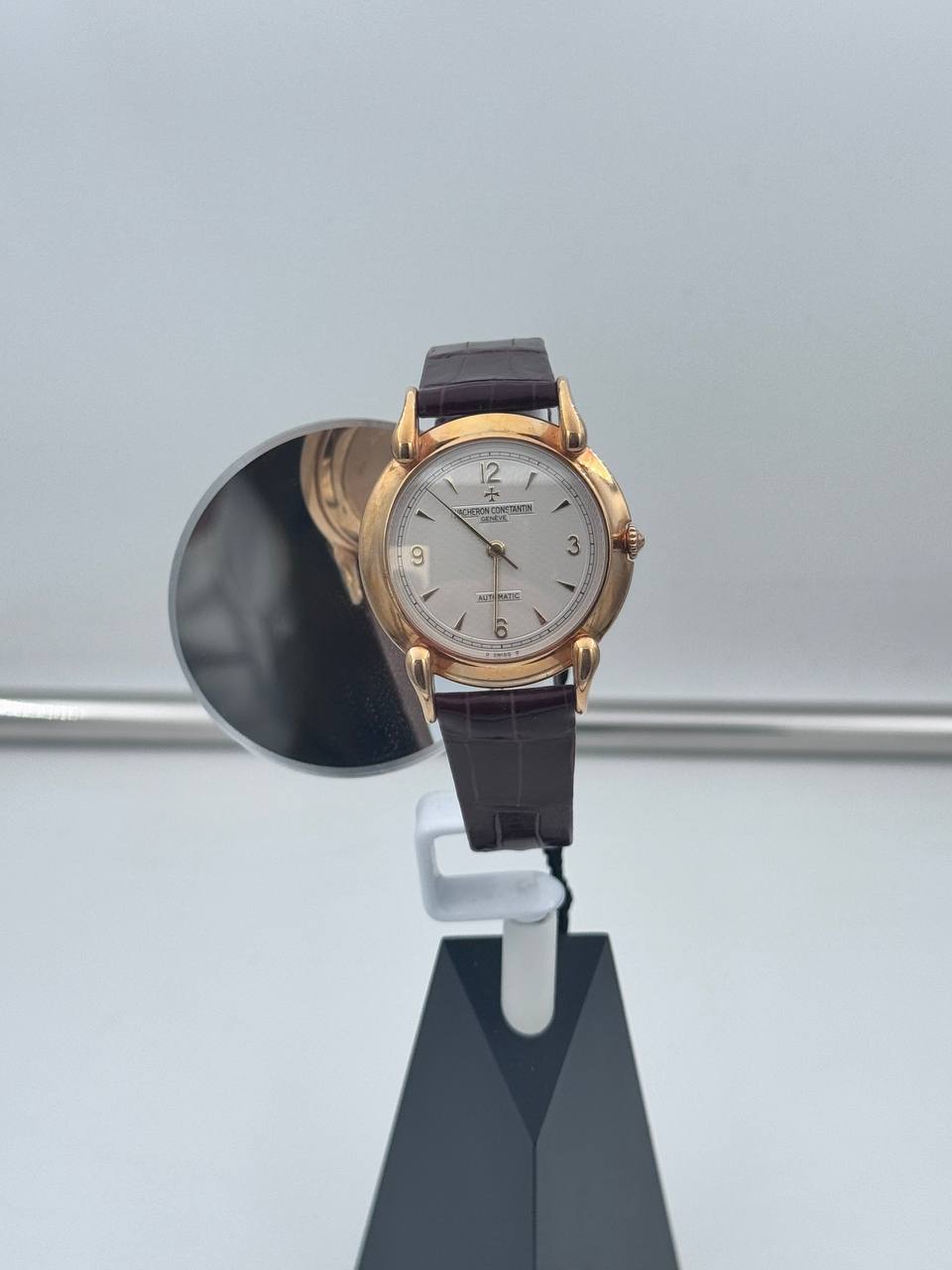 Vacheron Costantin Les Historiques, movimento automatico e cassa in oro giallo 18kt, 35mm - 48003/000J-3