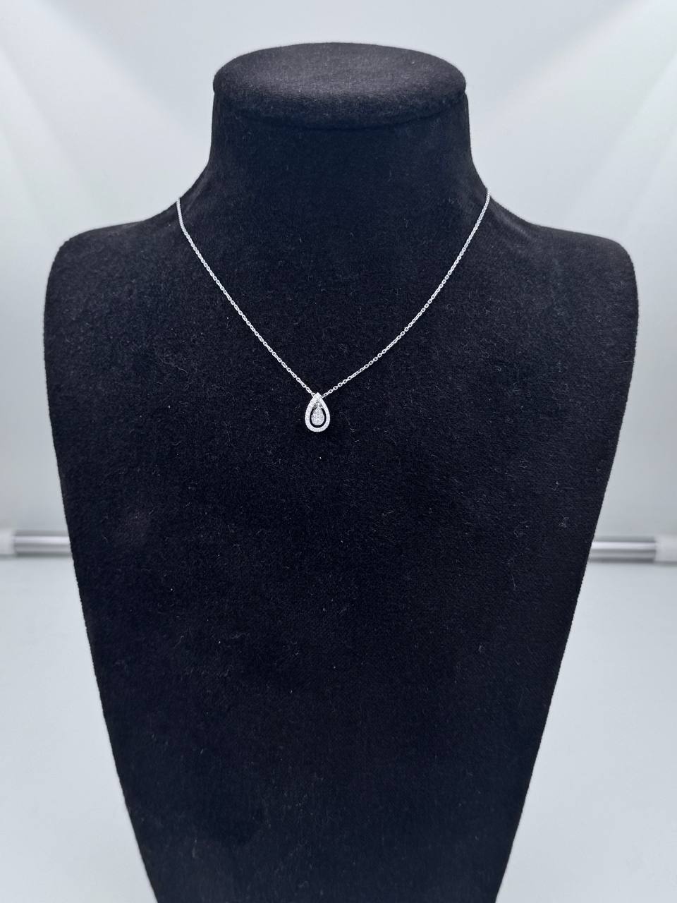 Girocollo a goccia Giorgio Visconti in oro bianco 18kt e diamanti, 0.14ct - GBX40376