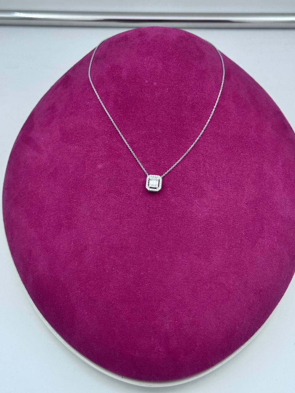 Girocollo Giorgio Visconti con diamanti taglio baguette in oro bianco 18kt, 0.28ct - GBX40441