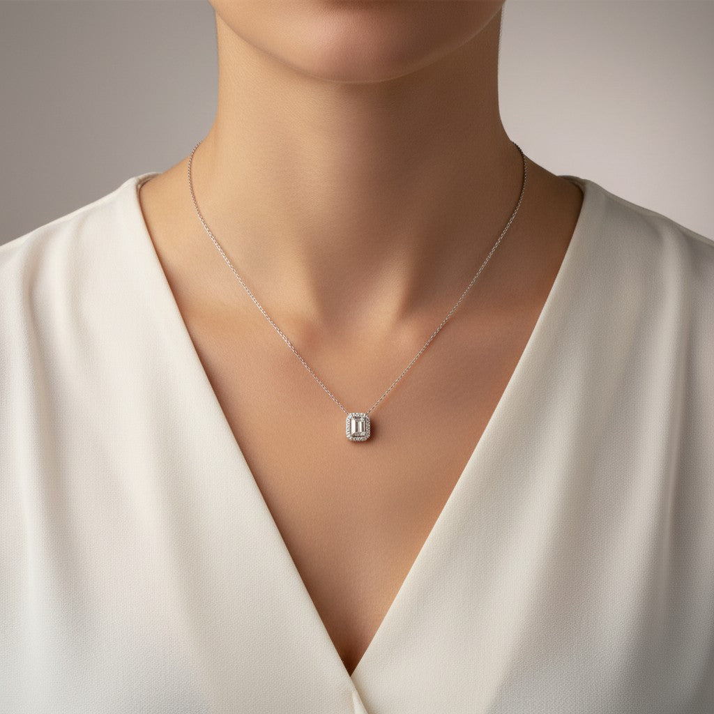 Girocollo Giorgio Visconti con diamanti taglio baguette in oro bianco 18kt, 0.28ct - GBX40441