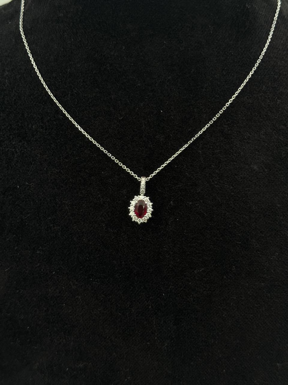 Girocollo Giorgio Visconti in oro bianco 18kt e rubino centrale, con giro di diamanti, 0.64ct di rubino - GB40452AR