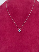 Girocollo Giorgio Visconti con Zaffiro centrale e giro di diamanti, in oro bianco 18kt, 0.21ct di zaffiro - GB37760Z