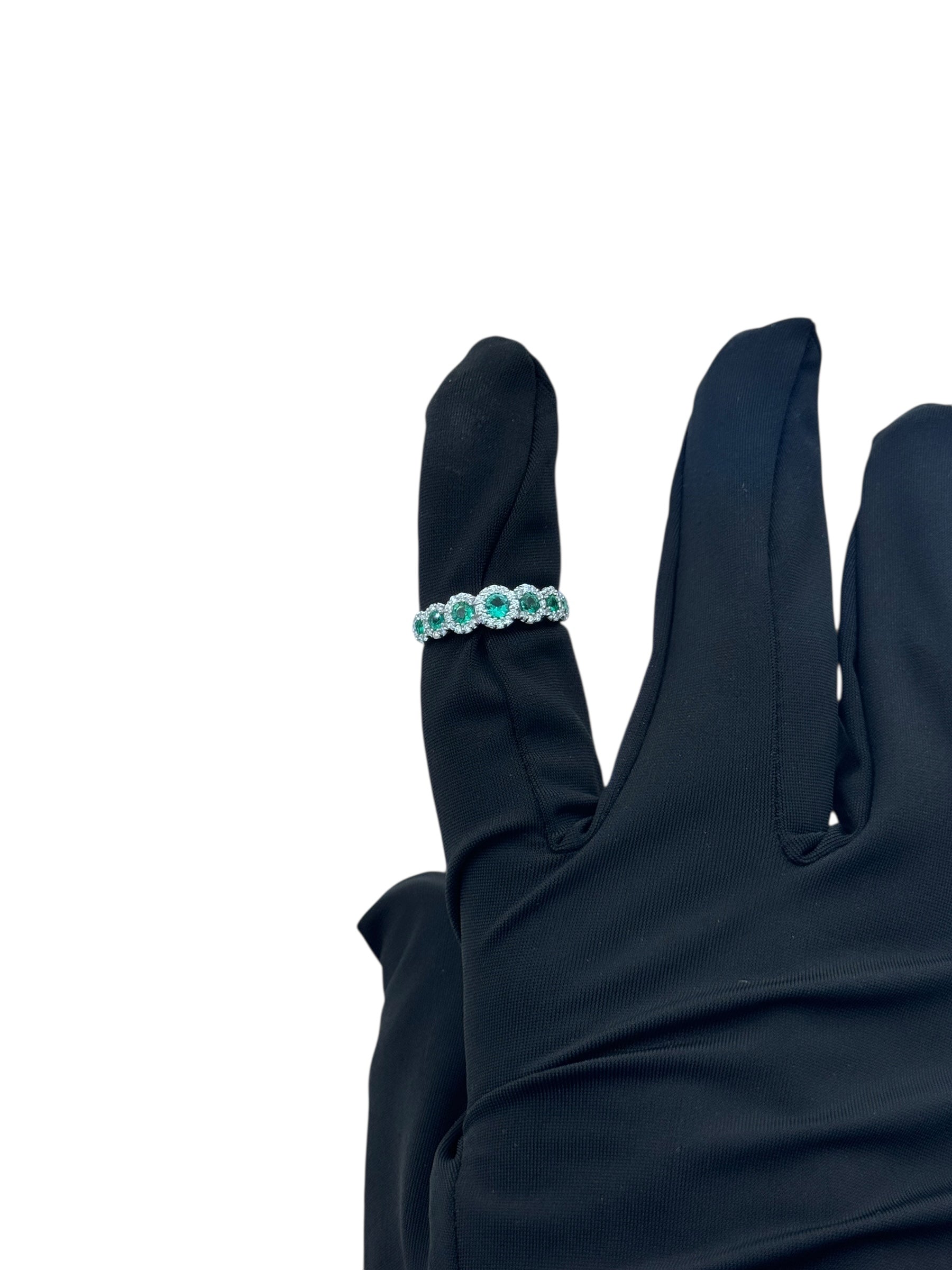 Diana - Veretta in oro bianco 18kt, giro di diamanti e 7 smeraldi - AN D. 36-7 SM