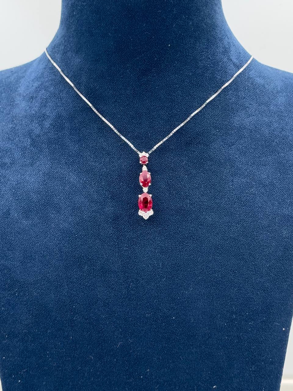 Collana trilogy Miluna in oro bianco 18kt, diamanti e rubini - CLD5366