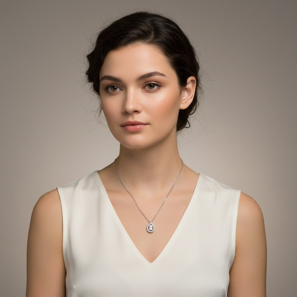 Collana Buonocore oro bianco 18 kt taglio ovale con diamanti bianchi, 0.31ct - 655C01DW