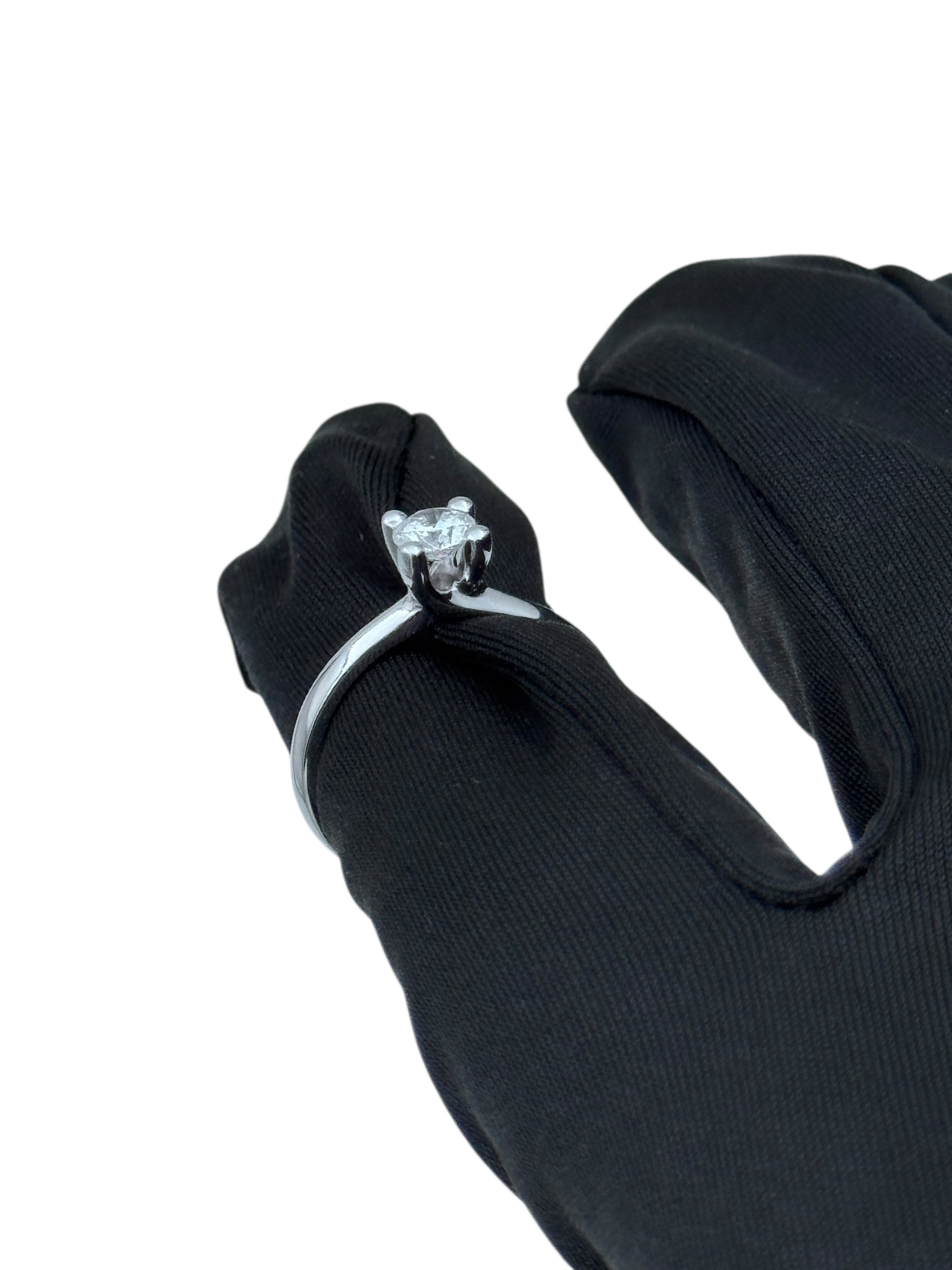 Anello solitario Giorgio Visconti in oro bianco 18KT e diamante centrale, 0.42ct - AB17341F