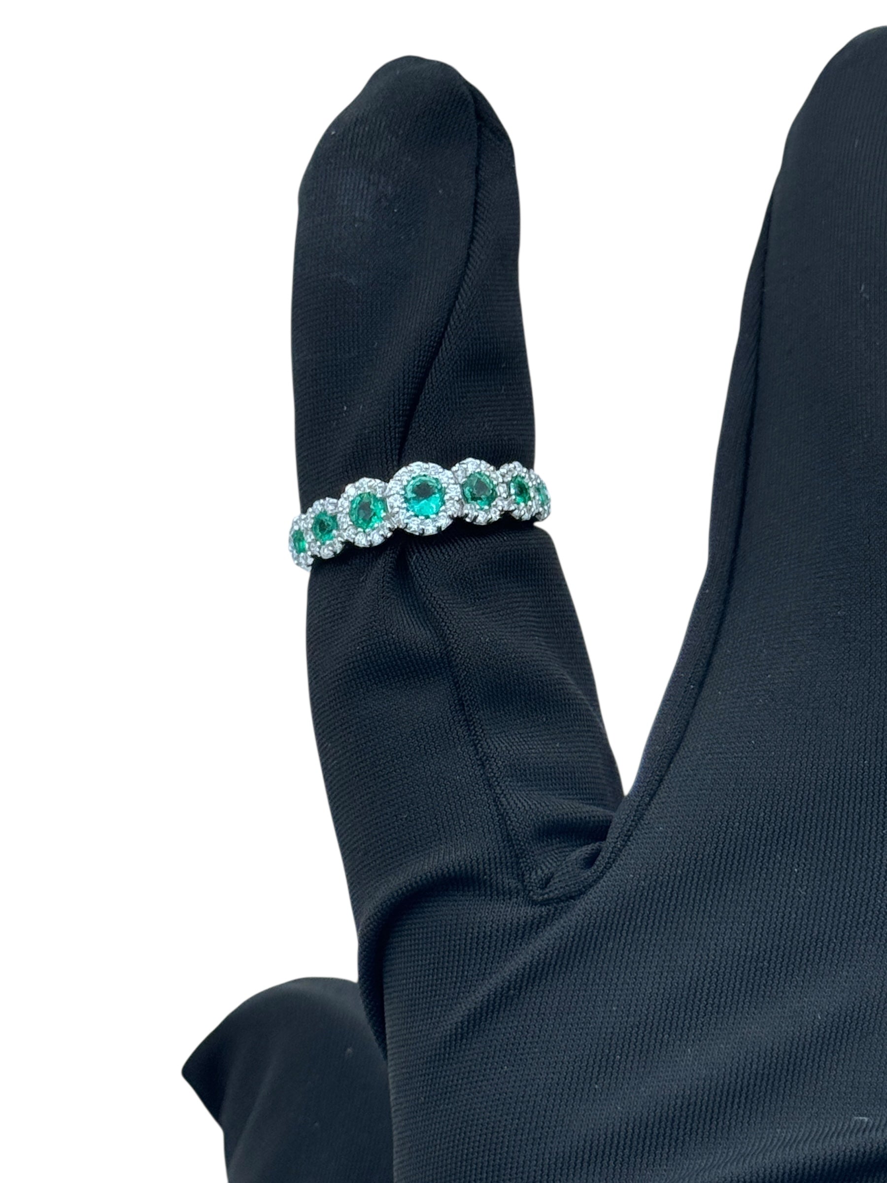 Diana - Veretta in oro bianco 18kt, giro di diamanti e 7 smeraldi - AN D. 36-7 SM