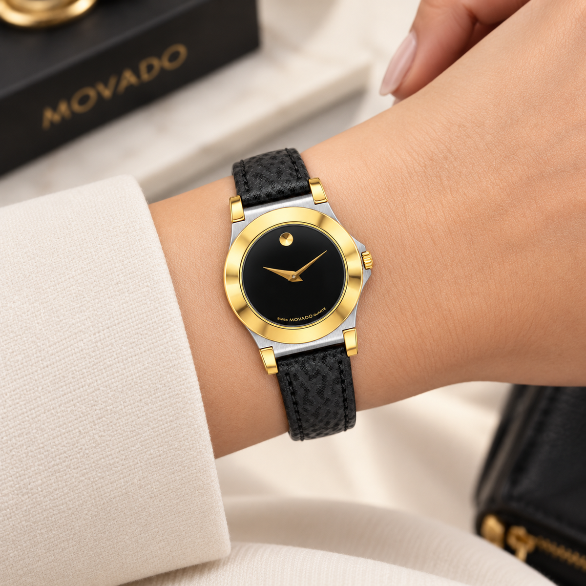 Orologio Movado Sports Edition Museum Lady — Acciaio bicolore 28 mm — Quarzo, quadrante nero Museum — NOS - 81A1838.2