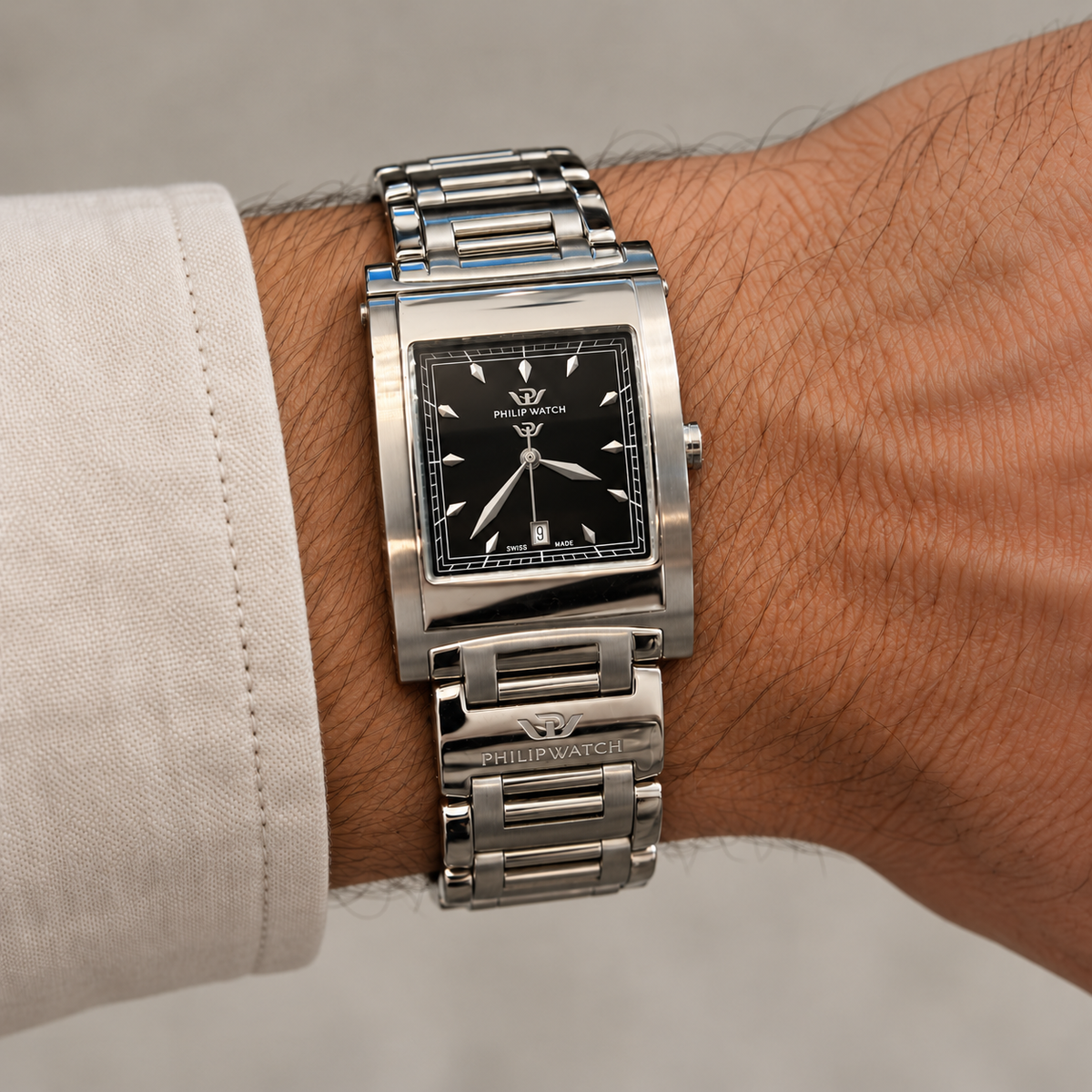 Orologio Philip Watch Deplo Uomo/Unisex — Acciaio 28x40 mm — Quarzo tre lancette con datario — NOS - 8253105025