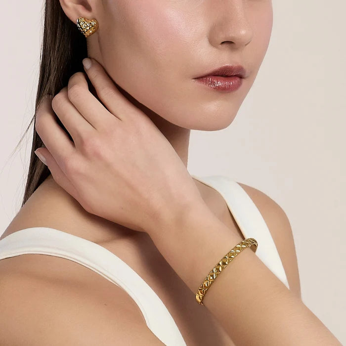 Kidult Bracciale bangle matelassé in dorato - 831213