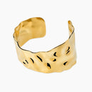 Kidult Bracciale bangle aperto in acciaio dorato martellato - 831333