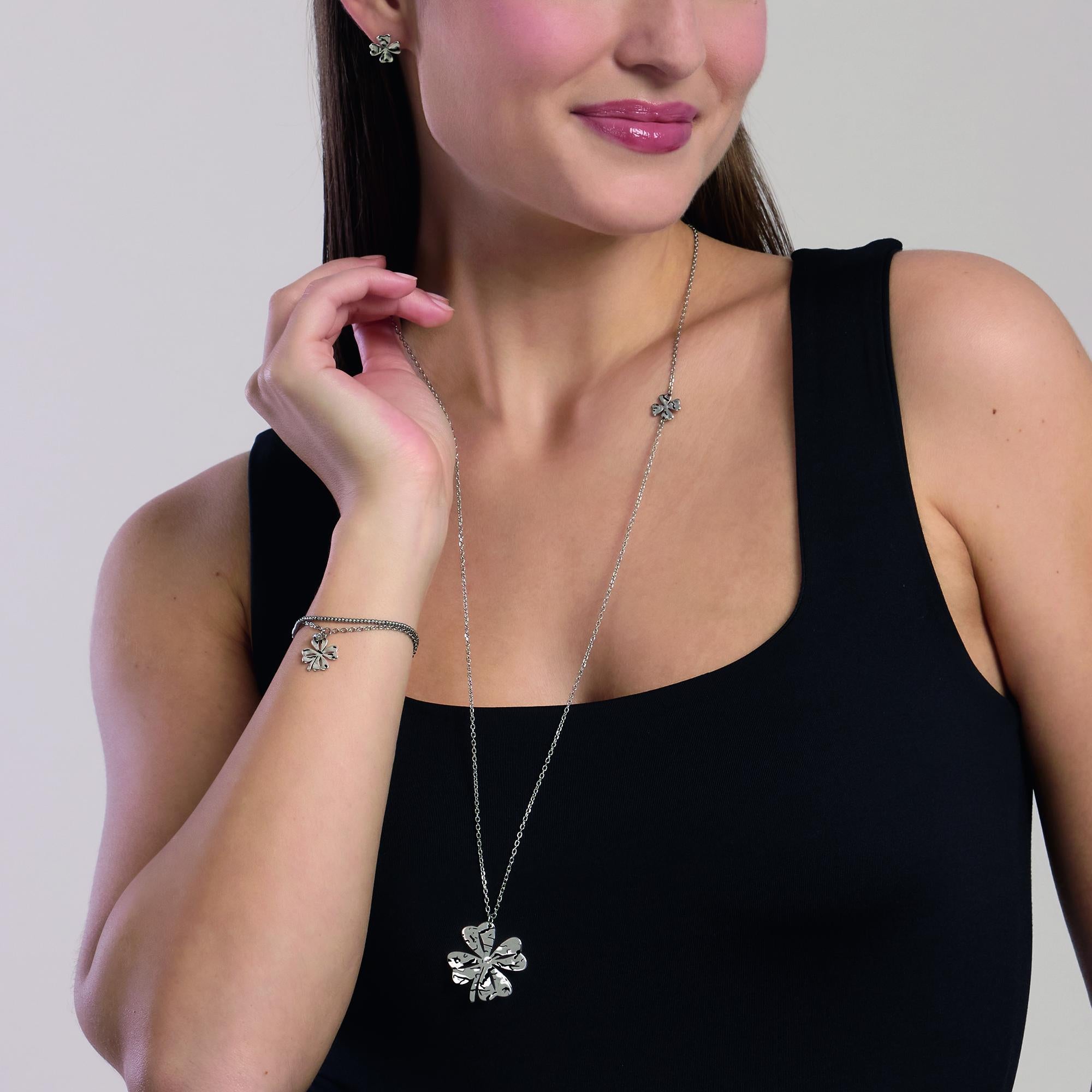 Kidult Collana con quadrifoglio martellato argentato, Style 57 - 851096