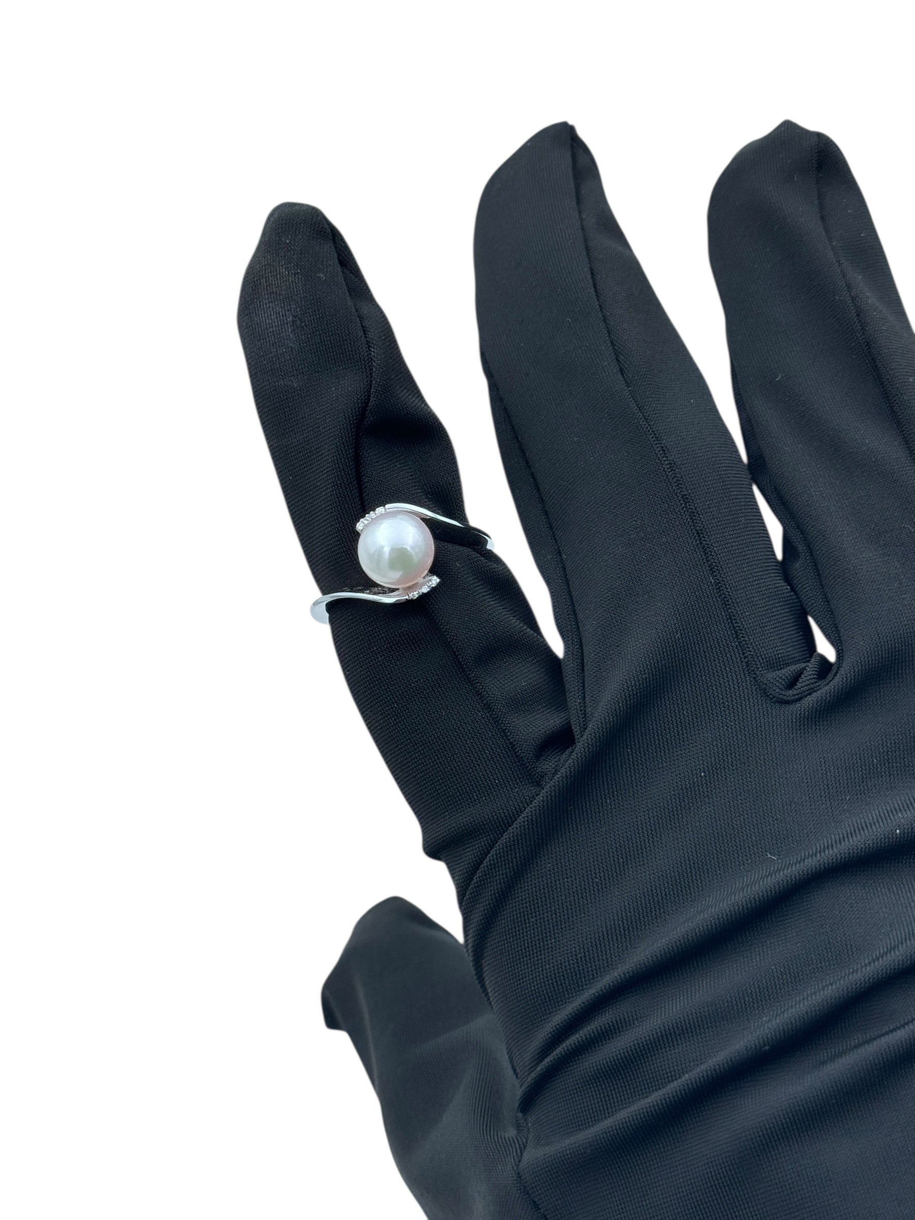 Diana - Anello in oro bianco 18kt, diamanti e perla giapponese - ANPBR M 088