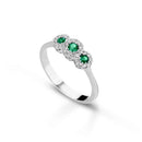 Anello Trilogy Giorgio Visconti  in oro bianco 18kt, diamanti e tre smeraldi centrali, 0.26ct di smeraldi - ABX16703S