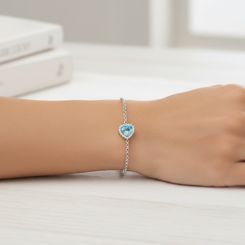 Bracciale Miluna con Gemma del Cielo a cuore medio e topazi bianchi in argento - BRD1102