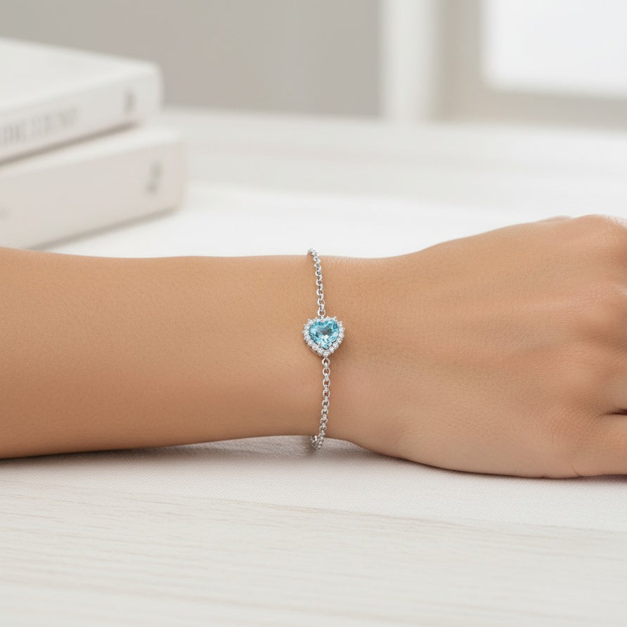 Bracciale Miluna con Gemma del Cielo a cuore medio e topazi bianchi in argento - BRD1102