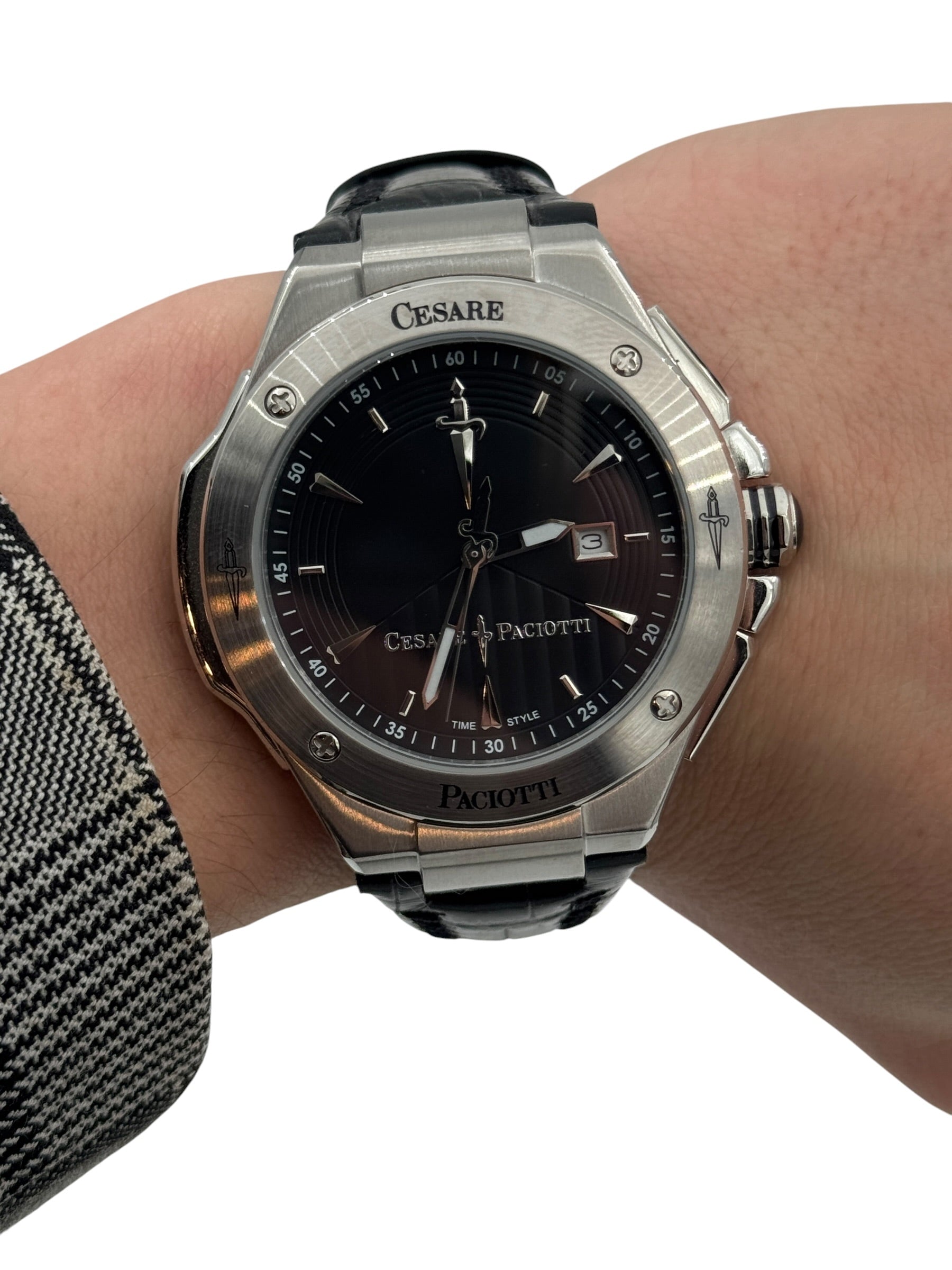 Orologio Cesare Paciotti, New York, quadrante nero al quarzo, 45mm - TSST009