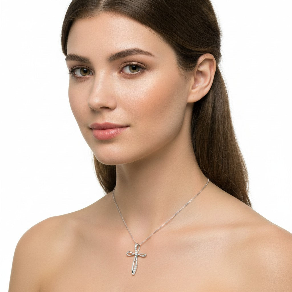 Miluna Weißgold-Halskette mit Kreuz und Diamant – CLD4230