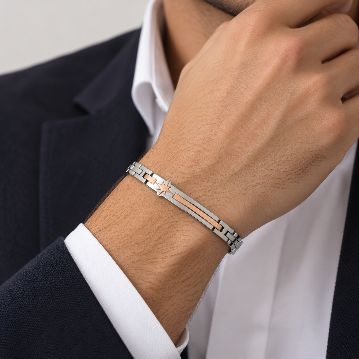Bracciale Zancan da uomo in acciaio e pvd rosa, con rosa dei venti - EHB224