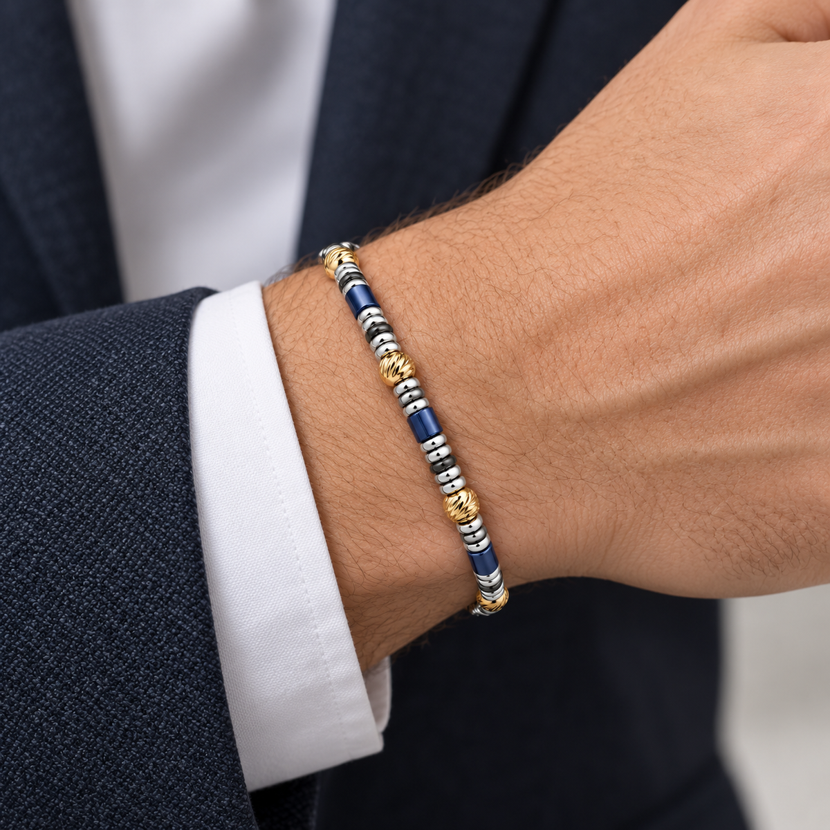 Zancan-Armband, weich, aus Stahl, zweifarbig, mit blauem Hämatit und Onyx – UHB142