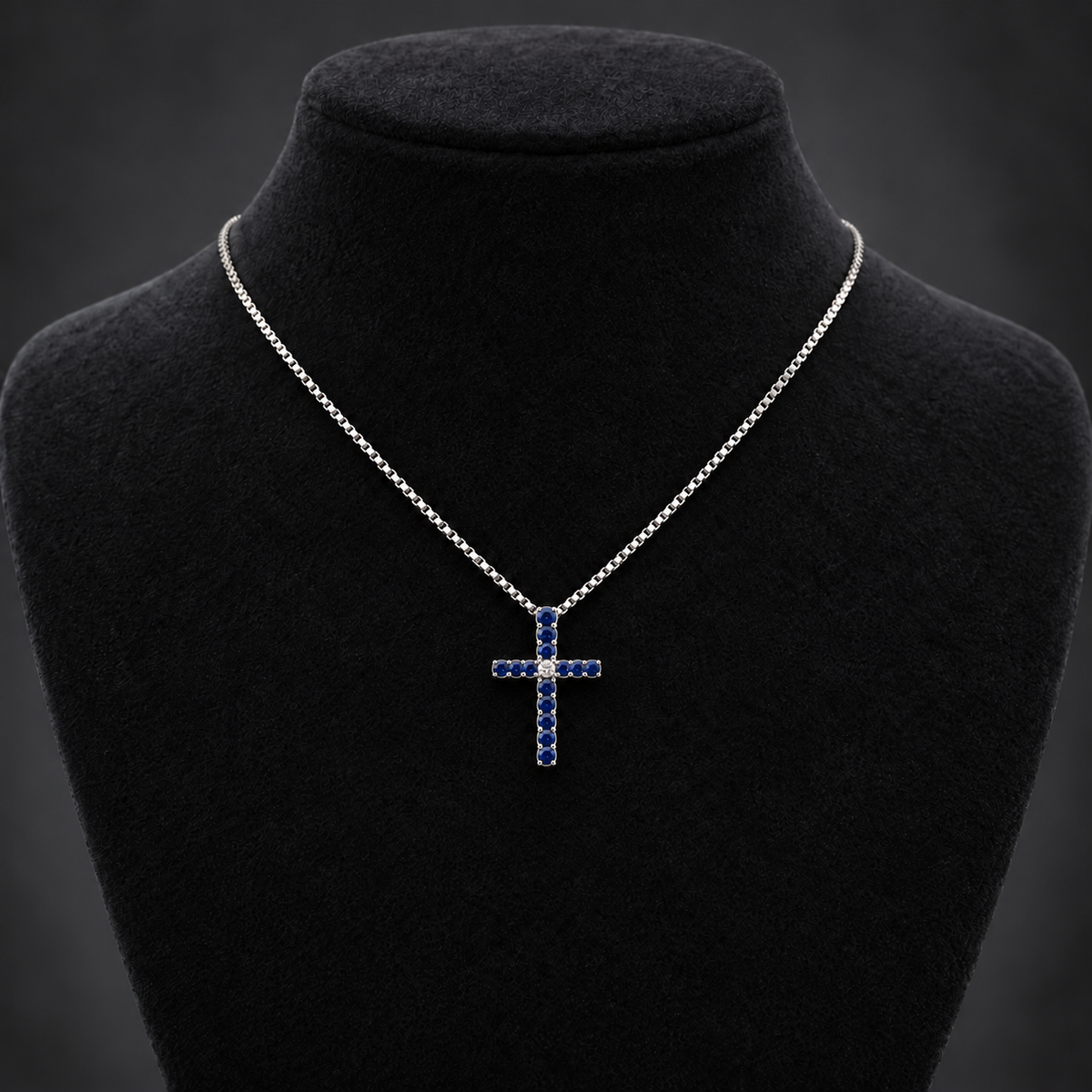 Recarlo Girocollo in oro bianco 18 kt con croce di zaffiri blu ct 0,63 e diamante naturale ct 0,03 - P93CR006/ZX-45