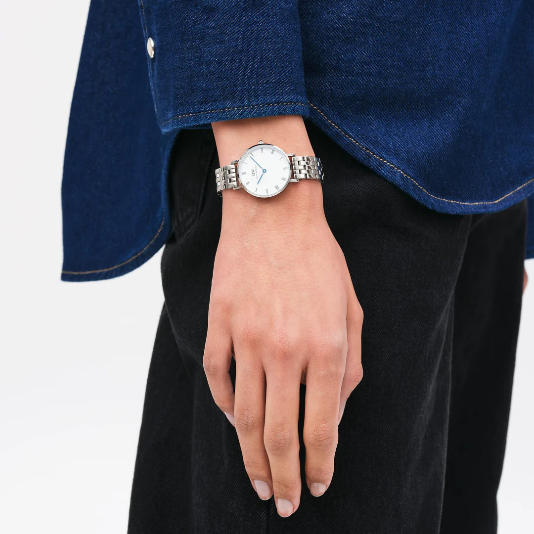 Orologio Daniel Wellington Petite Roman Numerals 5-Link Silver, 28mm - DW00100685