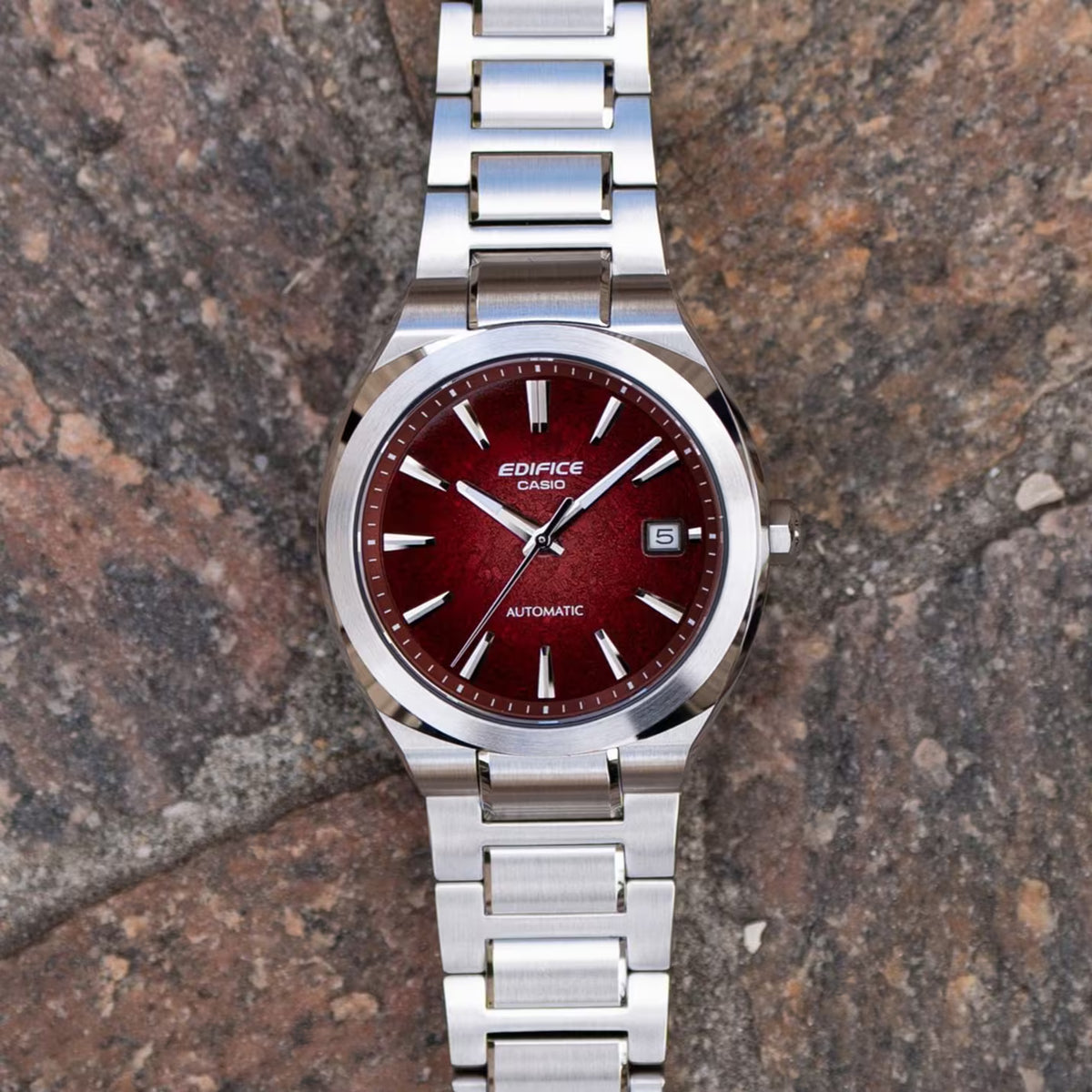 Orologio Casio Edifice, quadrante rosso sfumato, automatico, 38mm - EFK-200D-4AER