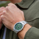 Casio Edifice 3-Zeiger-Analoguhr mit smaragdgrünem Zifferblatt, 40 mm – EFR-S108DE-3AVUEF