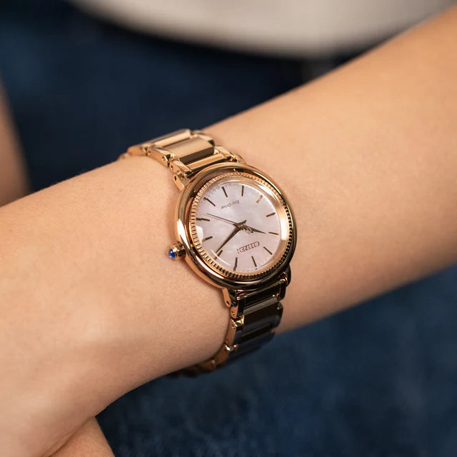 Orologio Citizen Lady Arcly, Eco Drive quadrante madreperla rosa, 31mm - EM1103-86Y