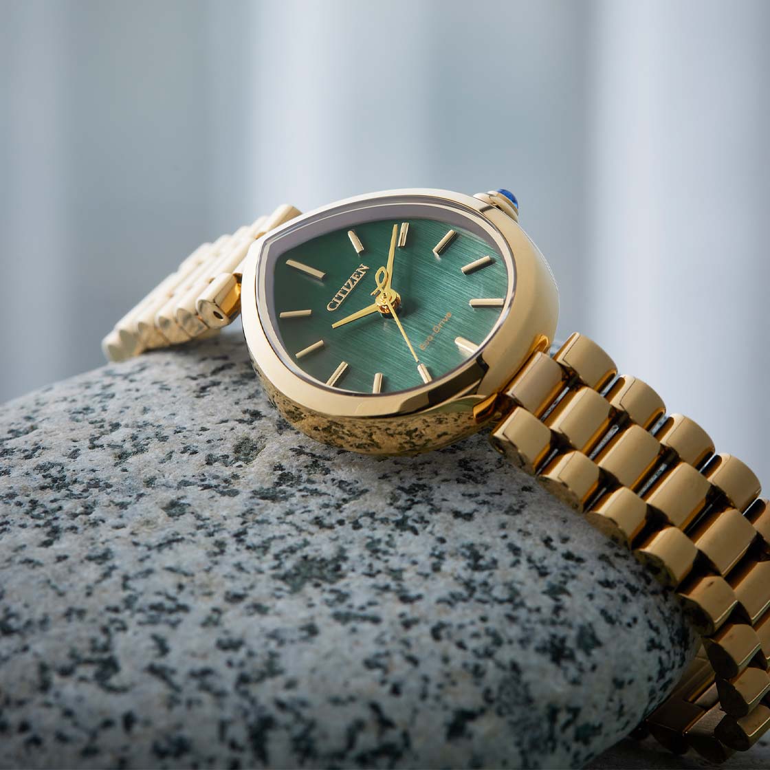 Orologio Citizen Lady, Rainell, quadrante verde scuro, PVD oro rosa, eco-drive, 35x26mm - EM1203-57X