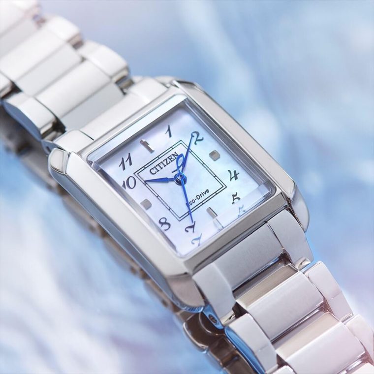 Orologio Citizen Lady Square, Eco Drive quadrante madreperla, 33mm - EW5600-87D