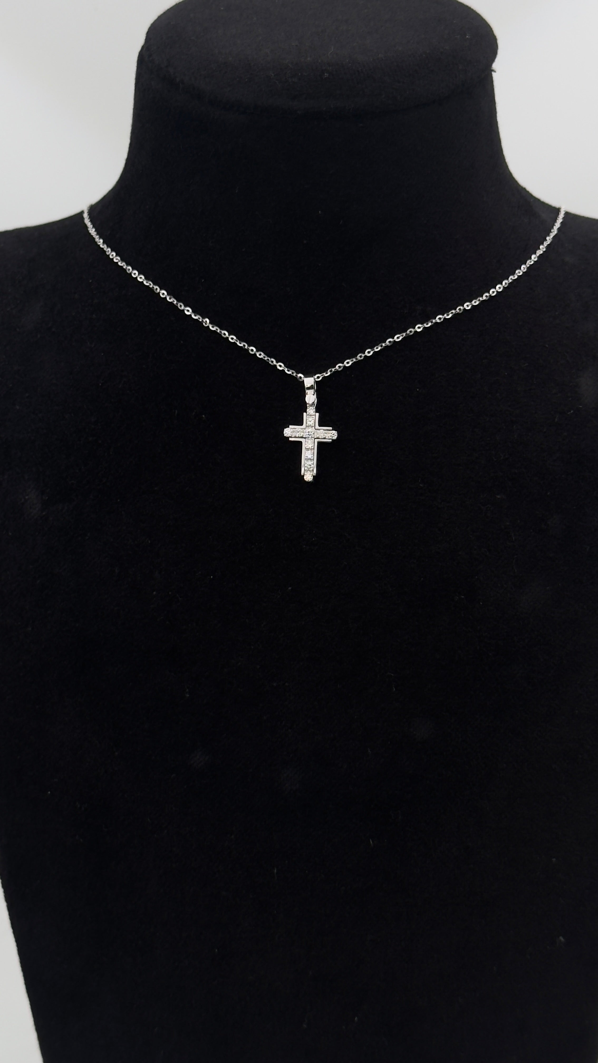 Collana Zancan con croce da uomo in oro bianco 18kt e diamanti, 0.25ct - EC913B