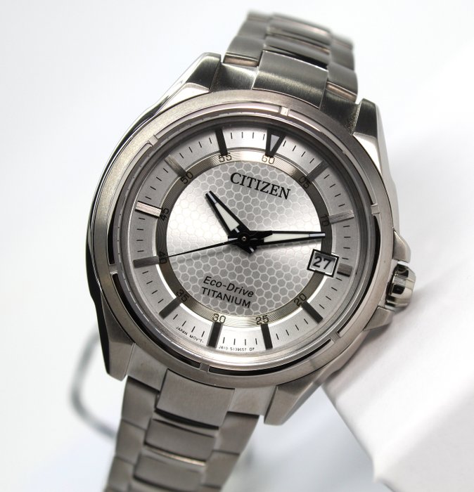 OROLOGIO Citizen Super Titanium Lady 6040 — Eco-Drive 10 bar — Vetro zaffiro - FE6040-59A