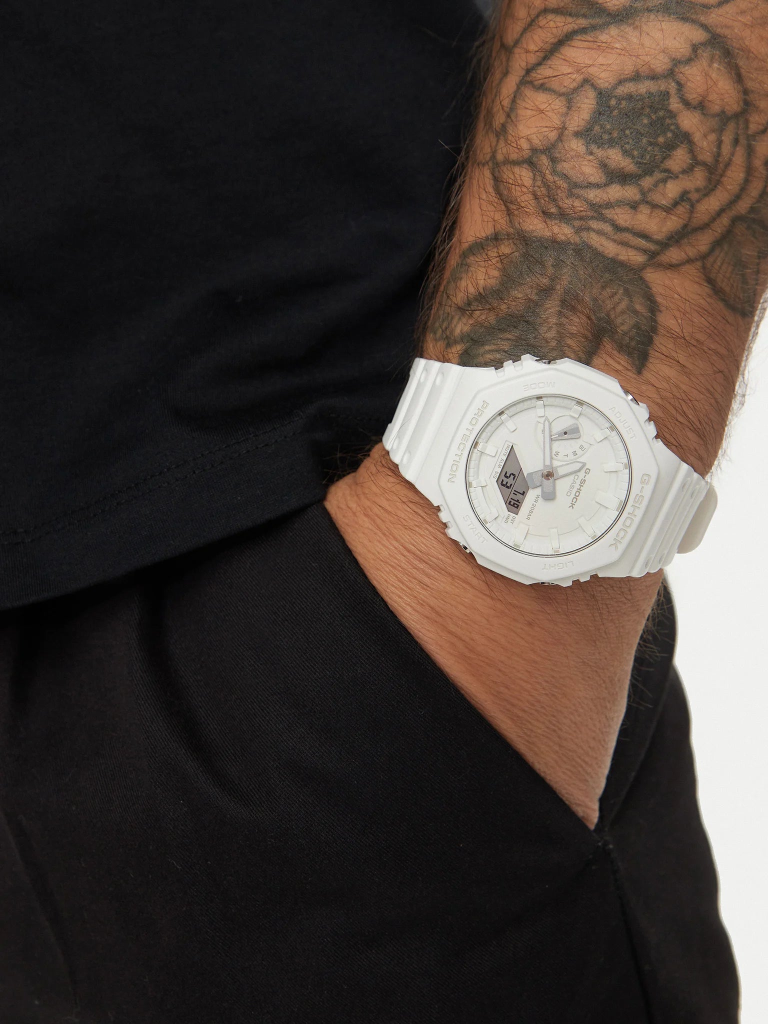 Orologio G-Shock CLASSIC GA-2100 Series, colore bianco, 45mm - GA-2100-7A7ER