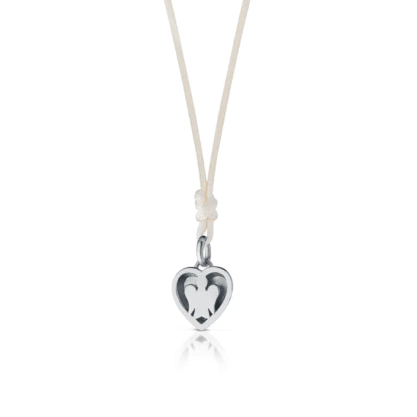 NECKLACE WITH CREAM ENAMELED HEART PENDANT - GIA403