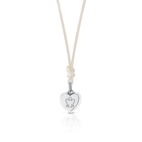 NECKLACE WITH CREAM ENAMELED HEART PENDANT - GIA403