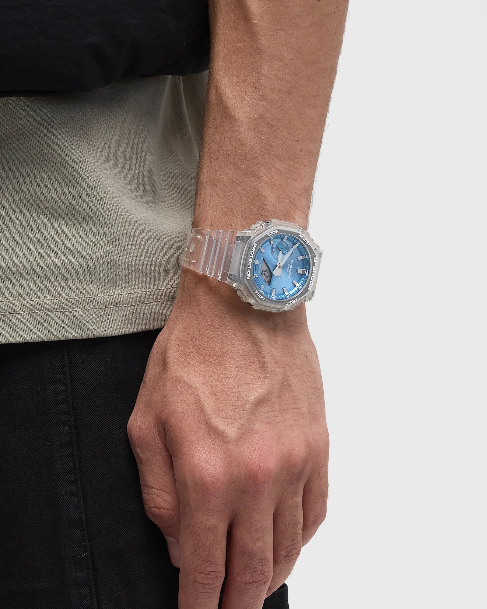 Orologio G-SHOCK Classic, Serie GA-2100 Unisex, Quadrante blu cielo 45MM - GM-2100BM-7A2ER
