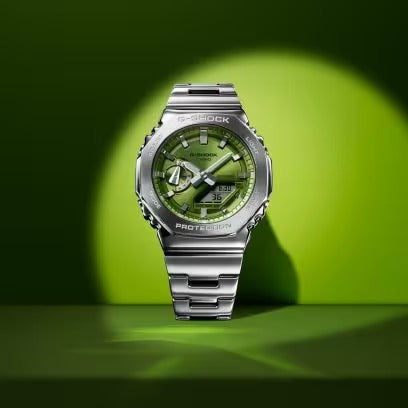 G-SHOCK CLASSIC
GM-2100 Series, QUADRANTE VERDE LIME, 
44mm - GM-2110D-3AER