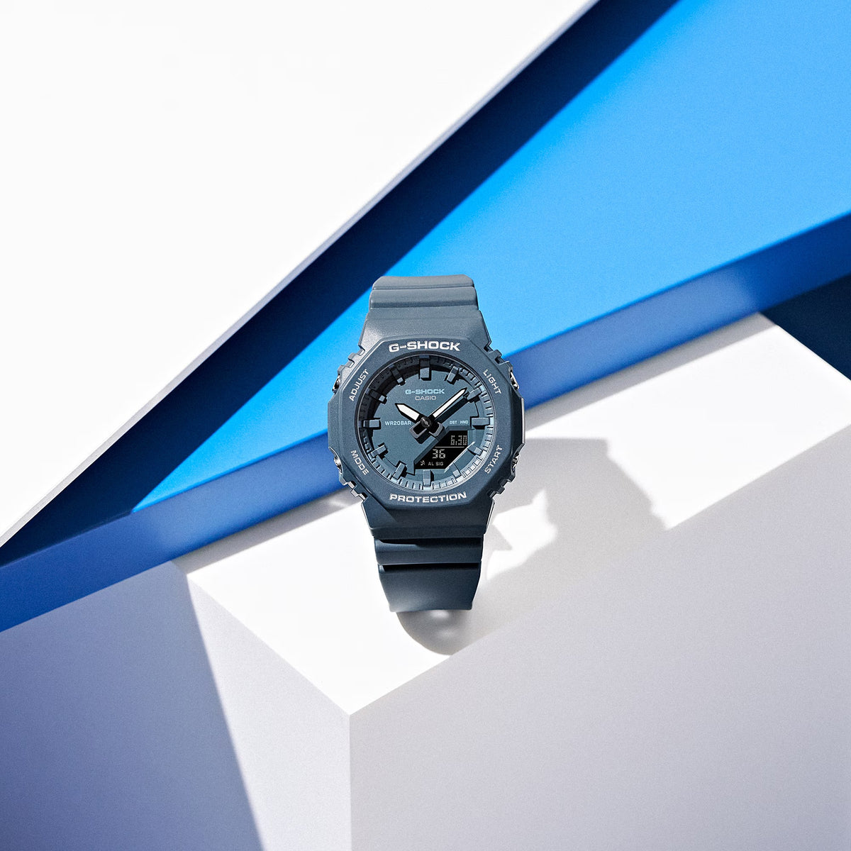 Orologio G-SHOCK Unisex ANALOGICO-DIGITALE, Serie GMA-P2100,  colore blu, 46mm - GMA-P2100BA-2AER