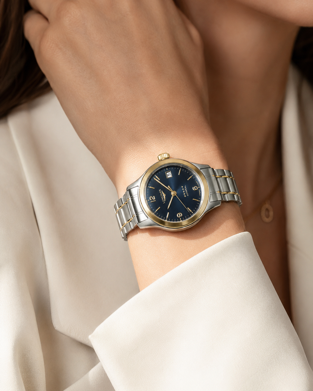 Orologio Longines Admiral — Quadrante Blu Sunburst, quarzo e bicolore, 36mm — NOS - L31045