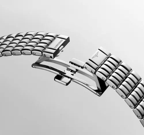 Orologio Longines MINI DOLCEVITA, movimento quarzo con quadrante madreperla tempestato di diamanti, 21.50 x 29.00 mm - L52004876
