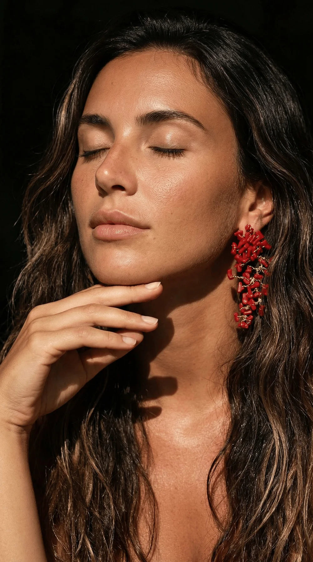 LUCEDEIMIEIOCCHI Orecchini pendenti Alta Marea in argento dorato e corallo rosso - LDMO 764 OR