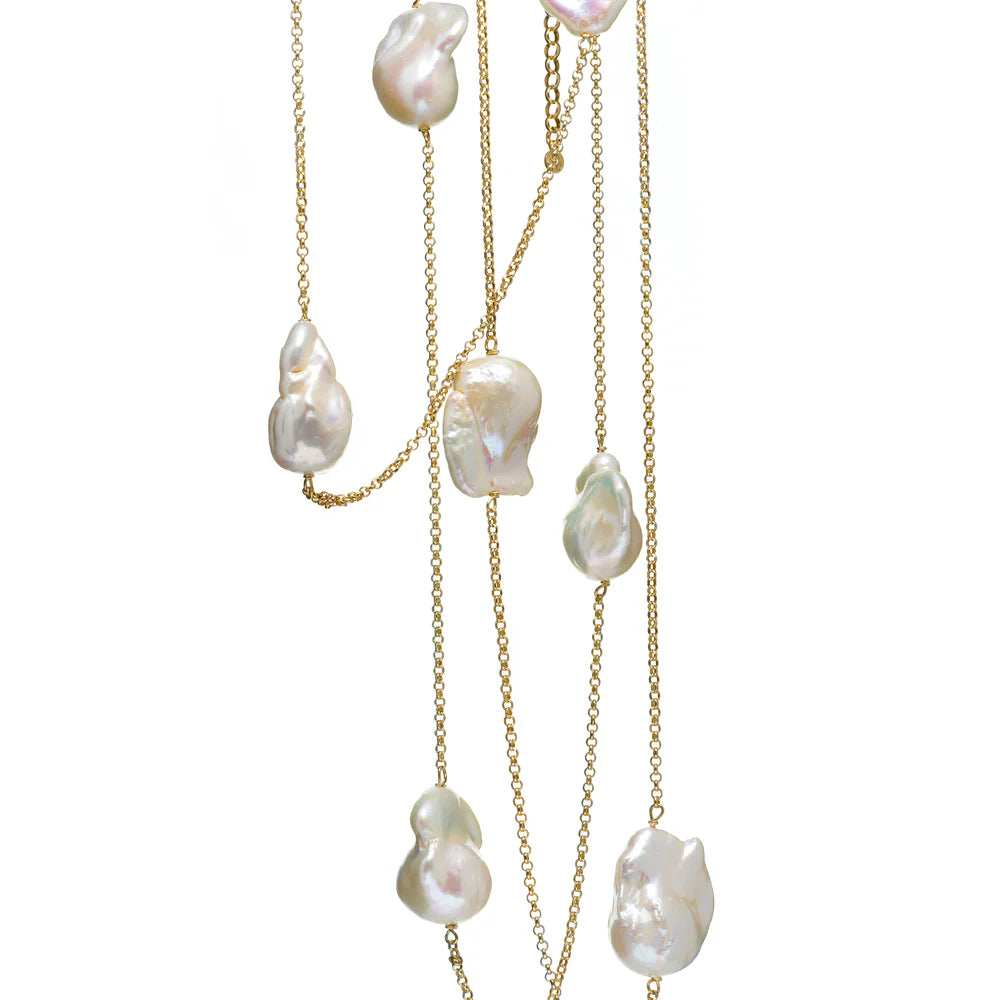 Collana lunga LUCEDEIMIEIOCCHI, in argento dorato e perle scaramazze grigie, Collezione Lola Bold - LDMO 766-grey