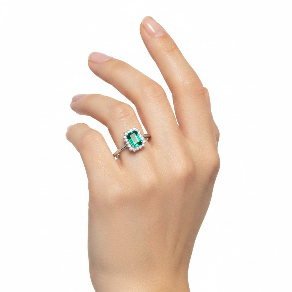 Anello Miluna con smeraldo ottagonale e diamanti in oro bianco 18kt - LID3675
