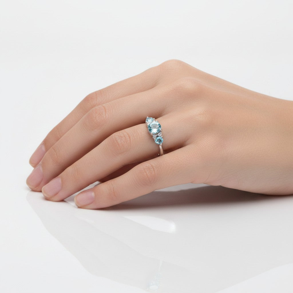 Anello Miluna a scalare con Gemma del Cielo e diamanti in oro bianco 375 - LID3747X