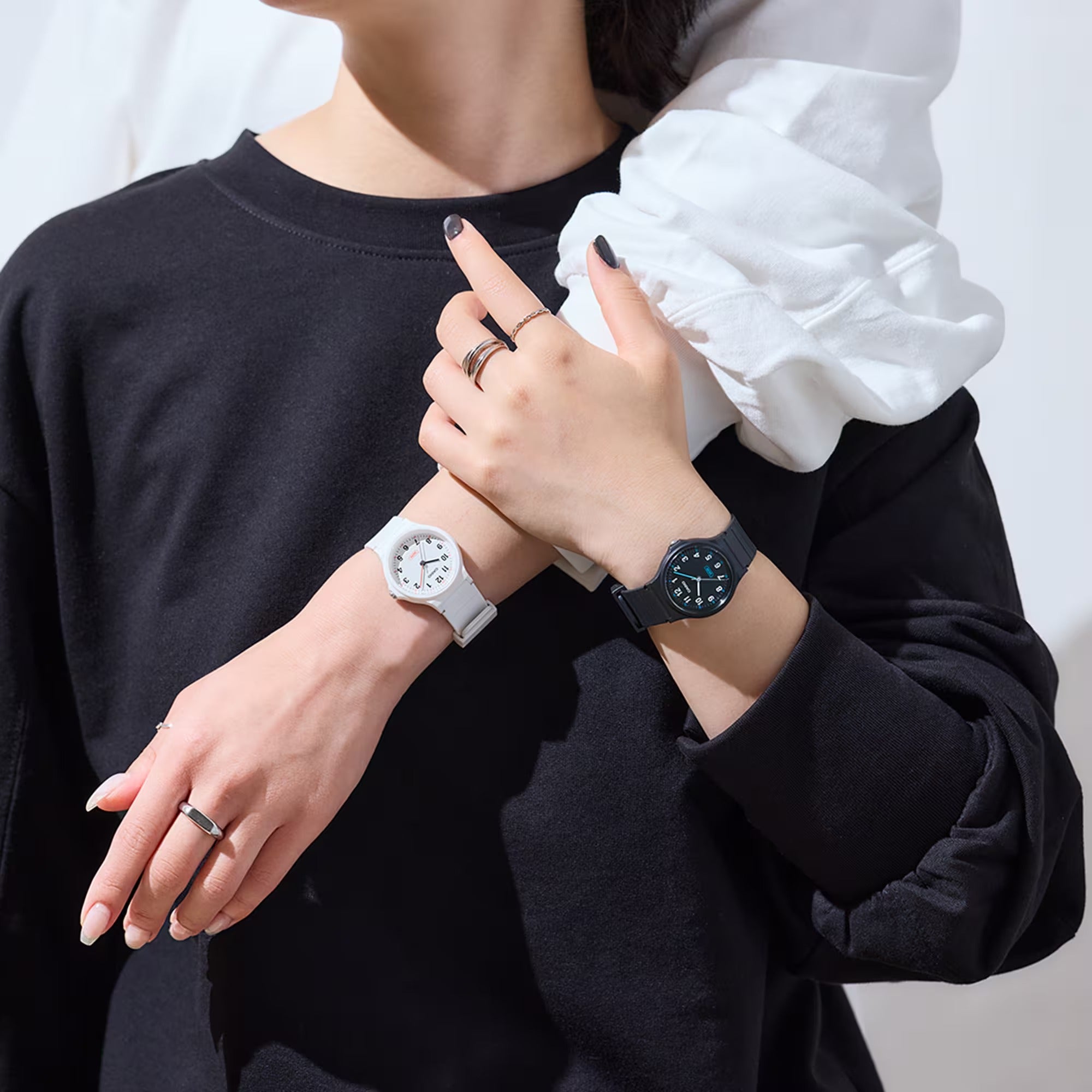 CASIO TIMELESS COLLECTION, DONNA, CINTURINO CAUCCIù BIANCO, 31.5MM - LQ-24B-7BEF