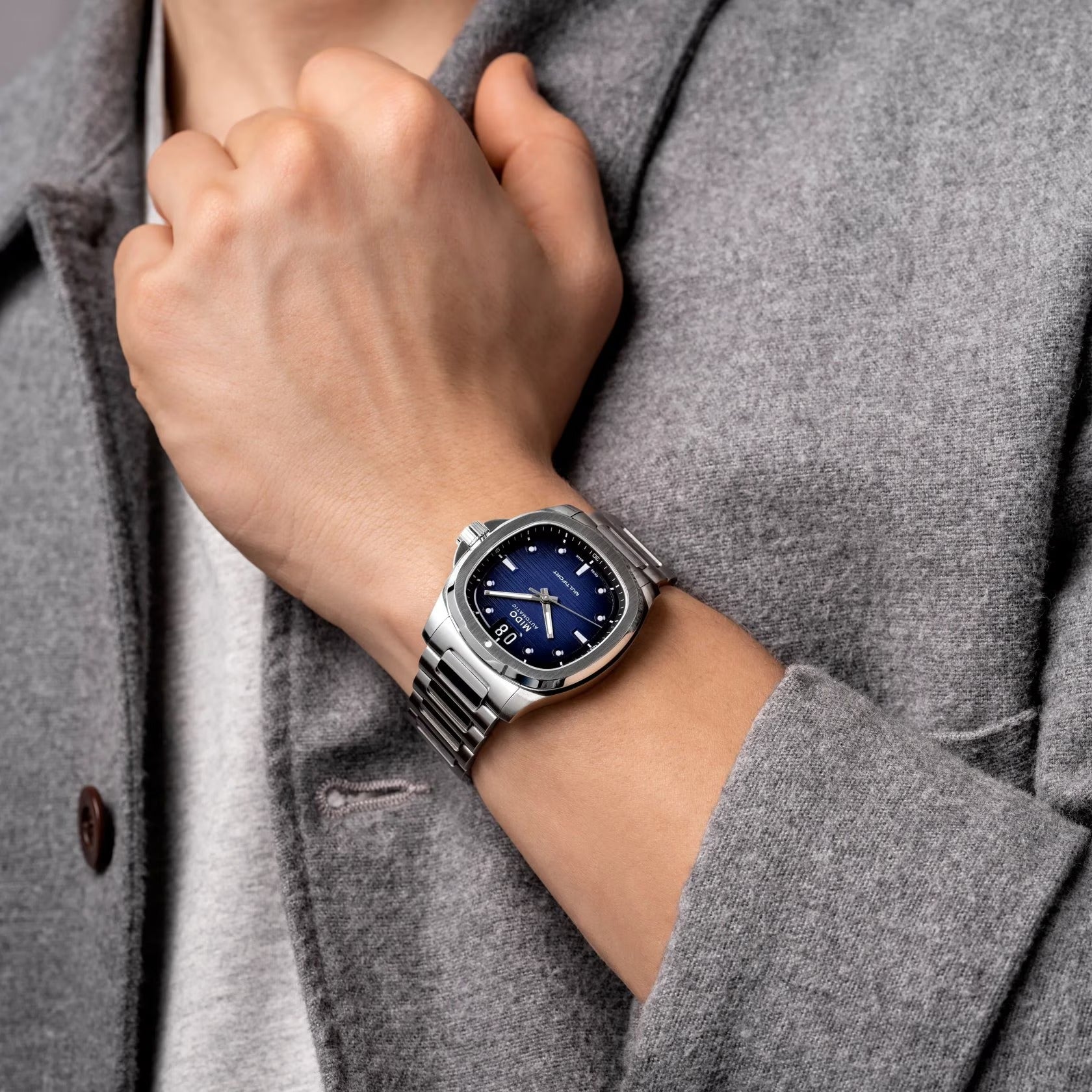 Orologio Mido Multifort TV Big Date, automatico quadrante blu, 40mm - M0495261104100