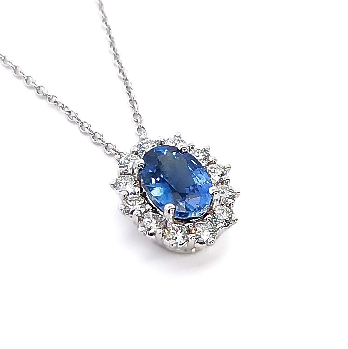Girocollo Recarlo in oro bianco 18kt, giro di diamanti e zaffiro blu da 0.98ct - P79CC001/ZB045