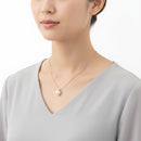 Miluna-Halskette mit Orientperle und drei Diamanten in 18 Karat Weißgold – PCL6269